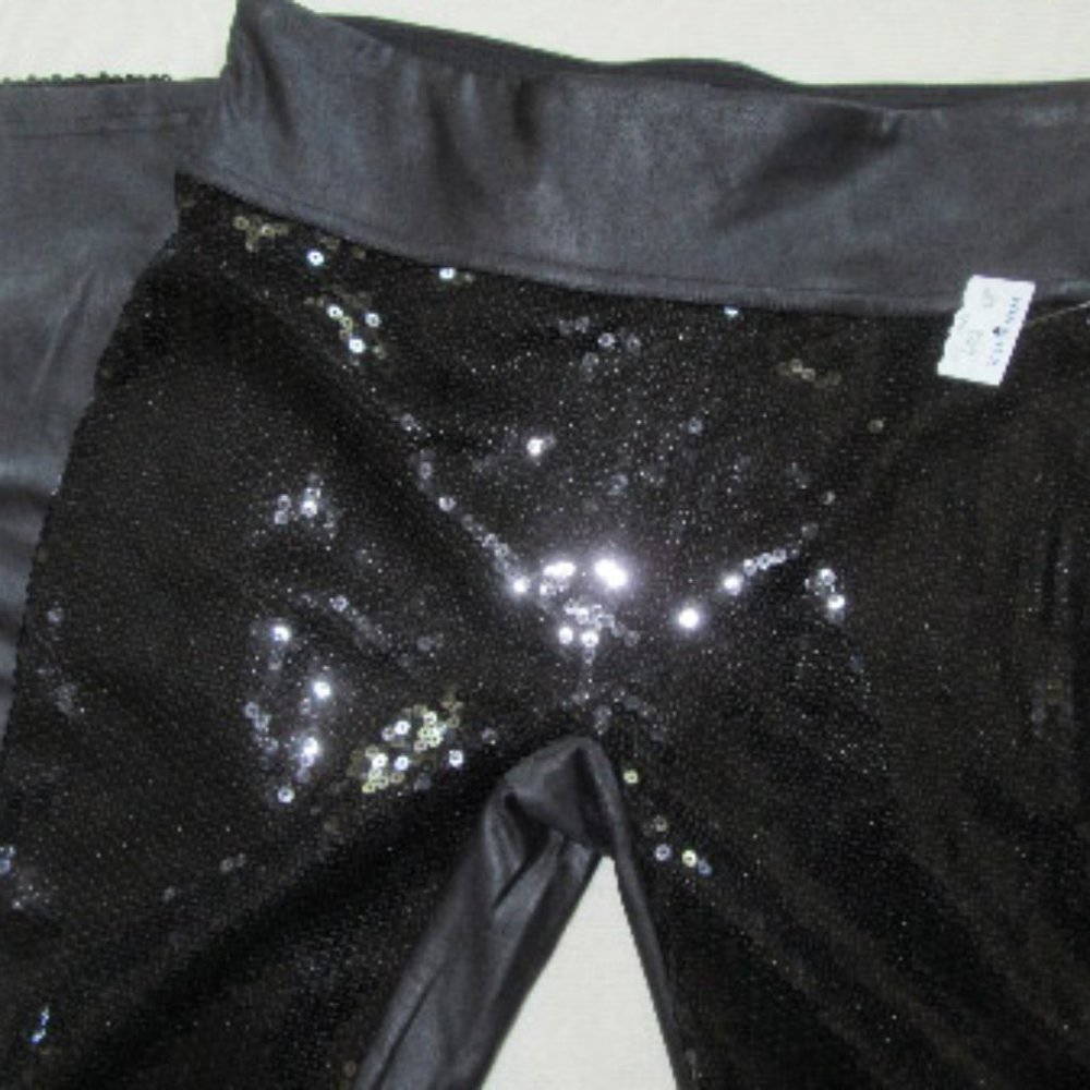 NWOT Full-length black sequin stretch leggings sz L